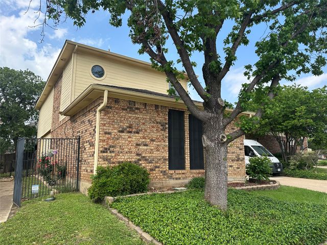 2909 Matterhorn Drive, Bedford, TX 76021