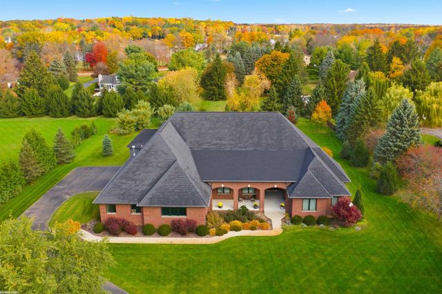 4376 Lancaster Drive, Clarkston, MI 48348