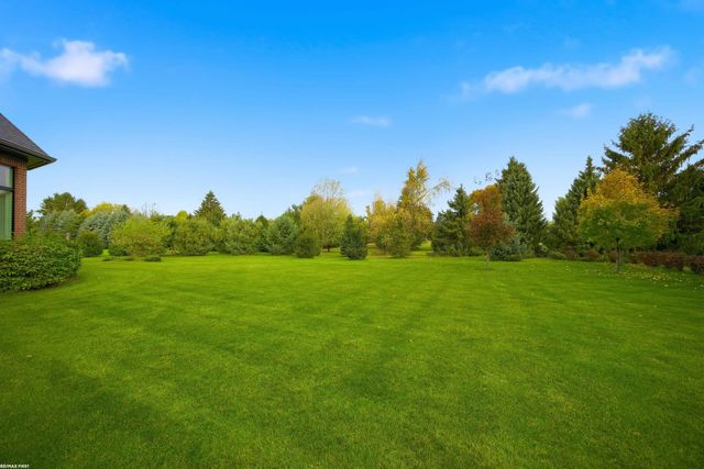 4376 Lancaster Drive, Clarkston, MI 48348
