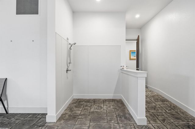 4376 Lancaster Drive, Clarkston, MI 48348