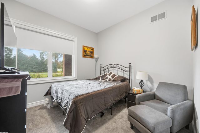 4376 Lancaster Drive, Clarkston, MI 48348