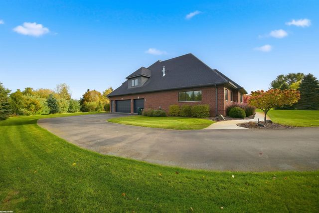 4376 Lancaster Drive, Clarkston, MI 48348