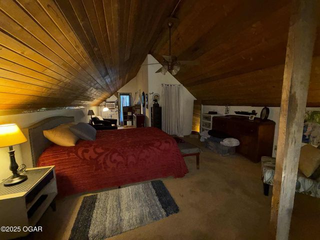 10437 County Rd 270, Carl Junction, MO 64834