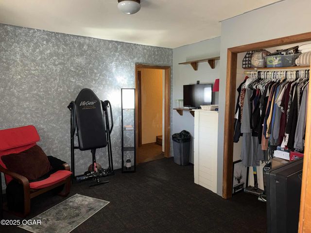 10437 County Rd 270, Carl Junction, MO 64834