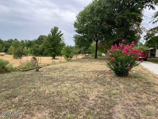 10437 County Rd 270, Carl Junction, MO 64834