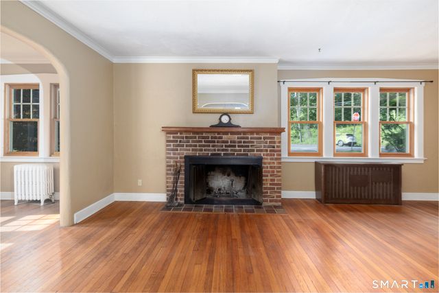 127 Roger Road, New Haven, CT 06515