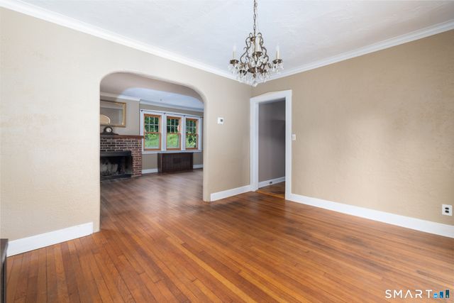 127 Roger Road, New Haven, CT 06515