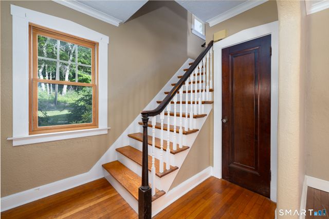 127 Roger Road, New Haven, CT 06515
