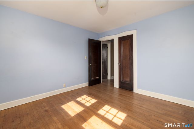 127 Roger Road, New Haven, CT 06515