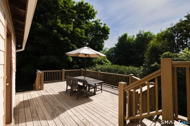 127 Roger Road, New Haven, CT 06515