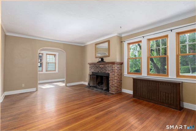 127 Roger Road, New Haven, CT 06515