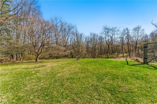 143 Gracie Lane, Adams Twp, PA 16046