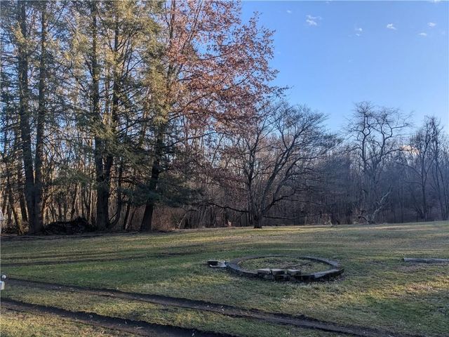 143 Gracie Lane, Adams Twp, PA 16046