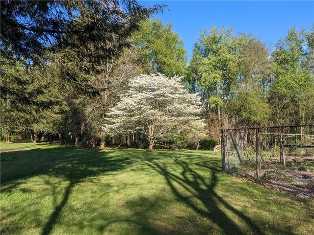 143 Gracie Lane, Adams Twp, PA 16046
