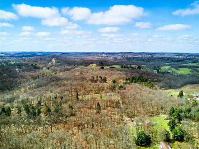 143 Gracie Lane, Adams Twp, PA 16046