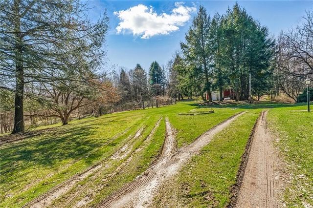 143 Gracie Lane, Adams Twp, PA 16046