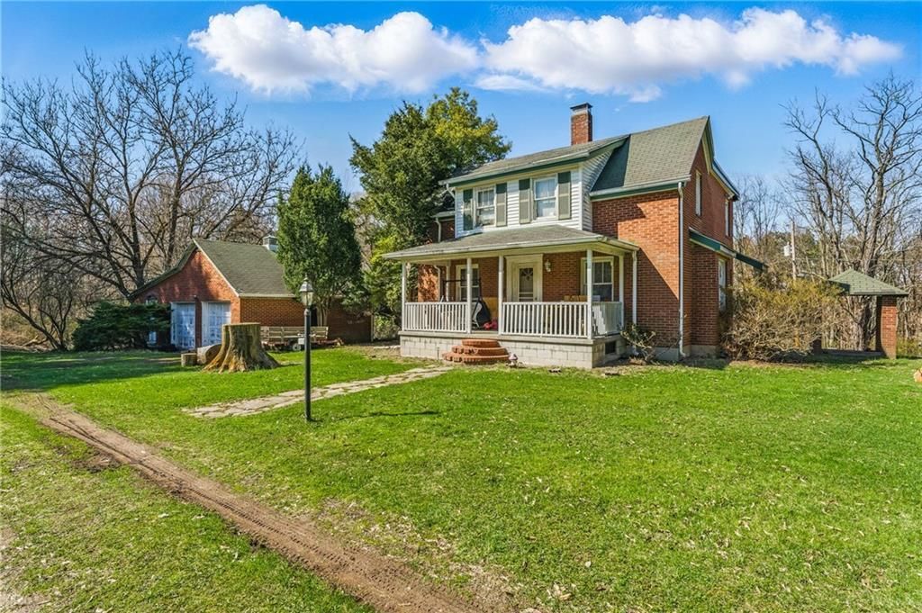 143 Gracie Lane, Adams Twp, PA 16046