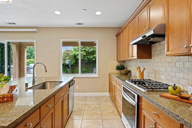 1361 Bellerose Ct, Brentwood, CA 94513