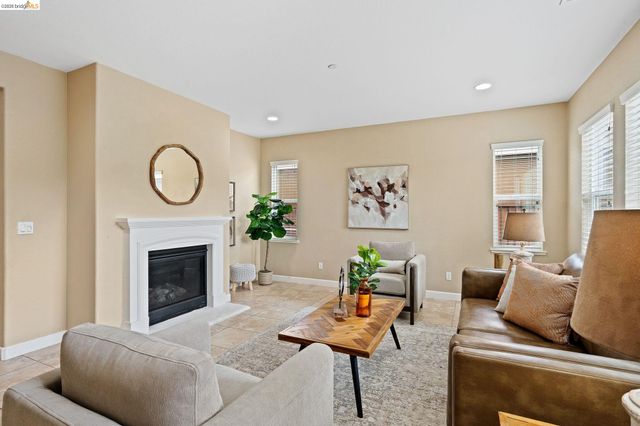 1361 Bellerose Ct, Brentwood, CA 94513
