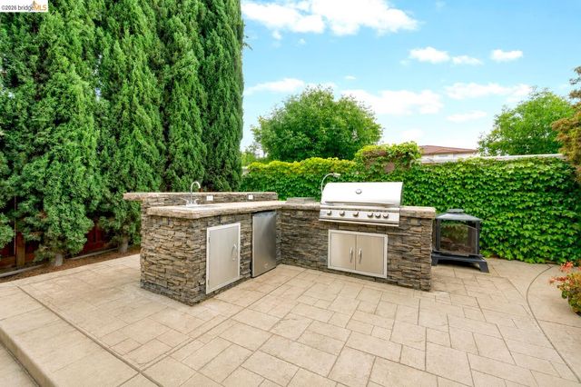 1361 Bellerose Ct, Brentwood, CA 94513