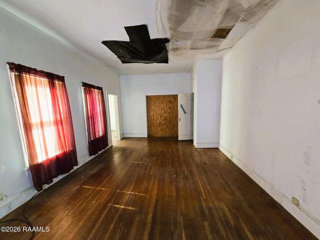 121 N Lombard Street, Opelousas, LA 70570