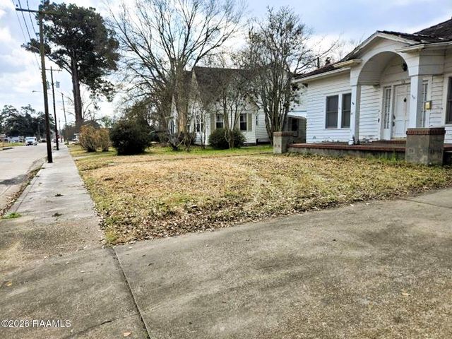 121 N Lombard Street, Opelousas, LA 70570