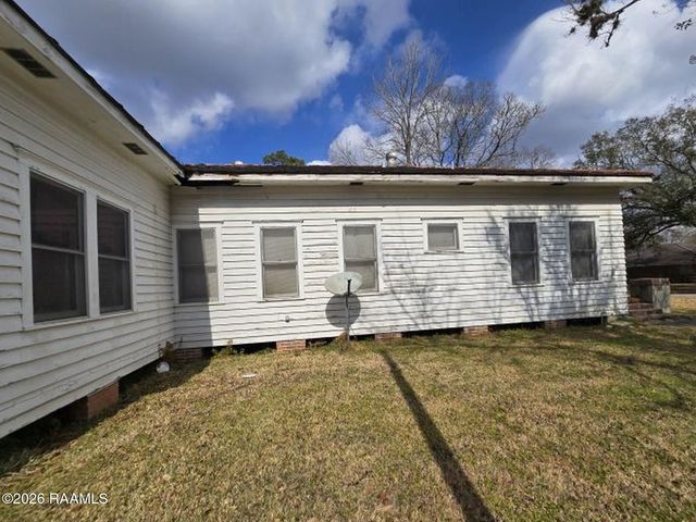 121 N Lombard Street, Opelousas, LA 70570