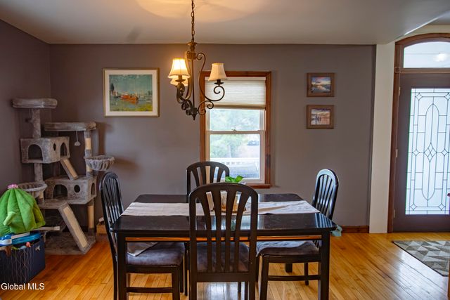 3 Luther Street, Troy, NY 12180