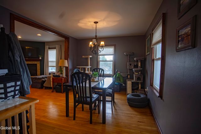 3 Luther Street, Troy, NY 12180