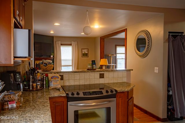 3 Luther Street, Troy, NY 12180