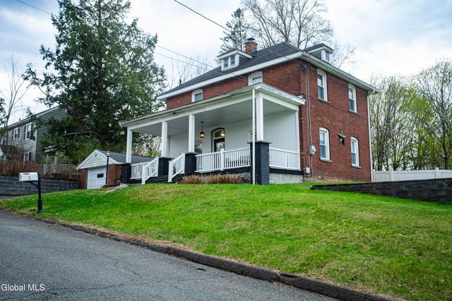 3 Luther Street, Troy, NY 12180