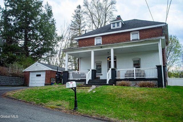 3 Luther Street, Troy, NY 12180