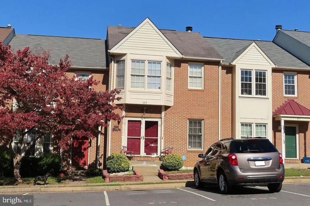 205 BRAEMAR PL, Fredericksburg, VA 22405