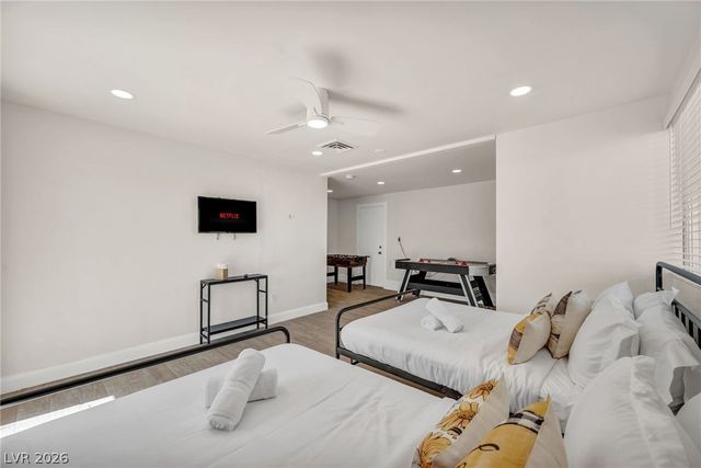 1305 North Mallard Street, Las Vegas, NV 89108