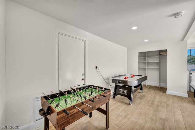 1305 North Mallard Street, Las Vegas, NV 89108