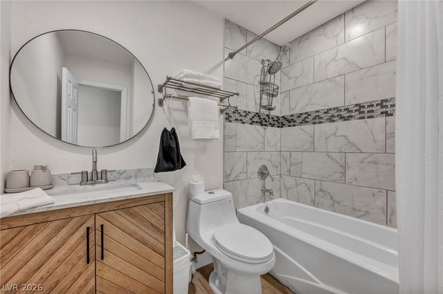 1305 North Mallard Street, Las Vegas, NV 89108