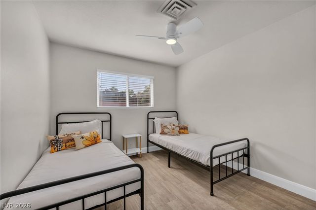 1305 North Mallard Street, Las Vegas, NV 89108
