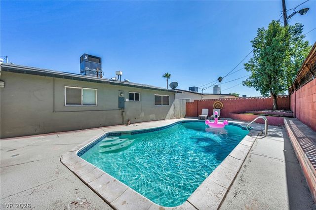 1305 North Mallard Street, Las Vegas, NV 89108