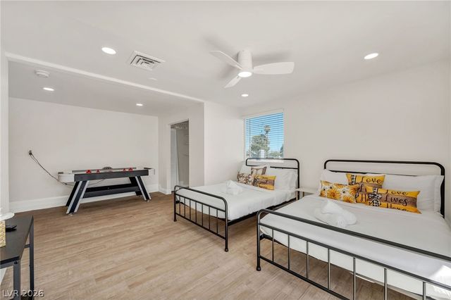 1305 North Mallard Street, Las Vegas, NV 89108