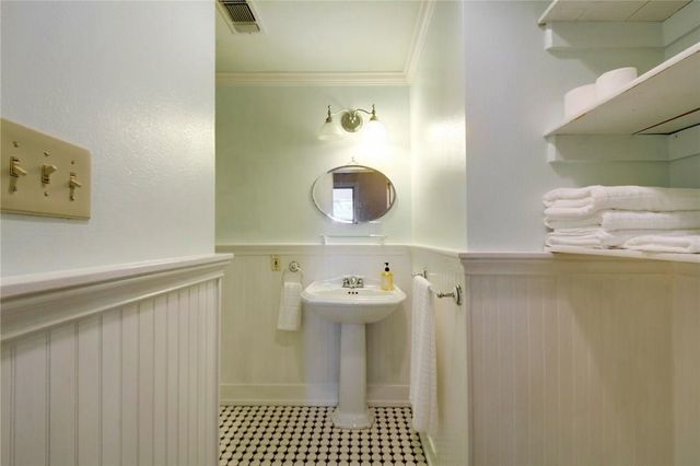 101 Short ST, Smithville, TX 78957