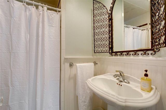 101 Short ST, Smithville, TX 78957