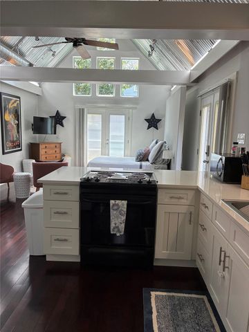101 Short ST, Smithville, TX 78957