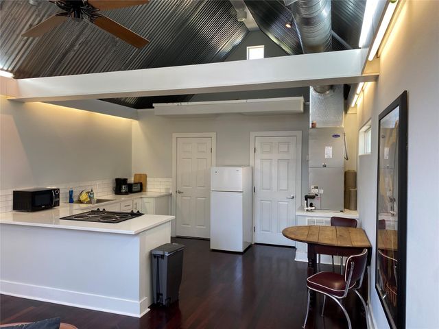 101 Short ST, Smithville, TX 78957