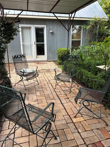 101 Short ST, Smithville, TX 78957