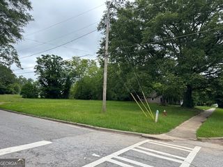 303 E Broadway Street, Griffin, GA 30223