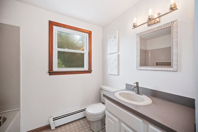 9 Northbriar Road, Acton, MA 01720