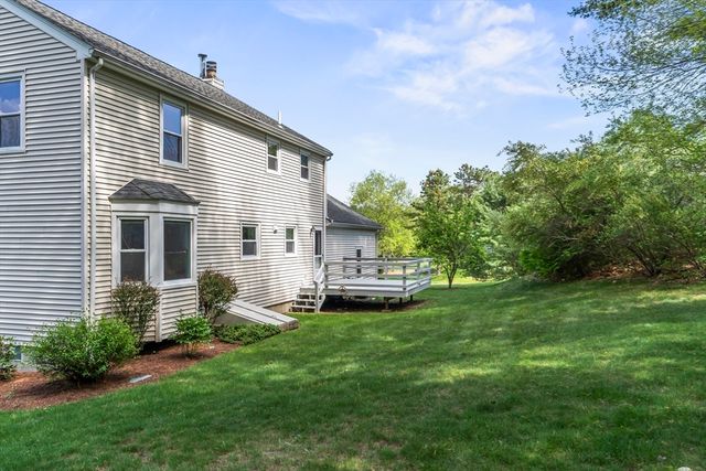 9 Northbriar Road, Acton, MA 01720