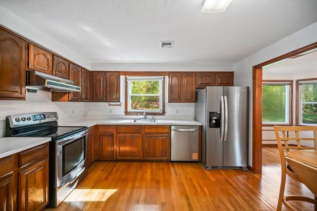 9 Northbriar Road, Acton, MA 01720