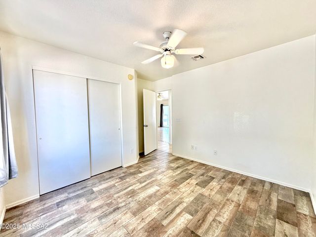 8981 E Mayberry Drive, Tucson, AZ 85730