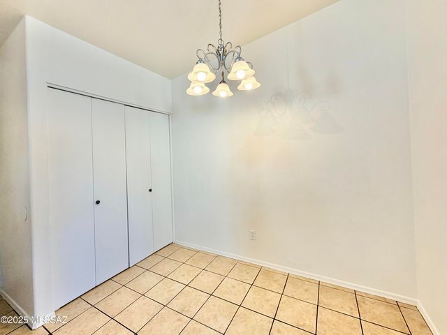 8981 E Mayberry Drive, Tucson, AZ 85730